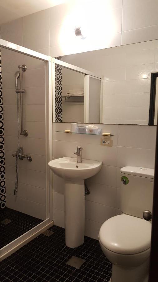 Queens Hotel تايبيه المظهر الخارجي الصورة