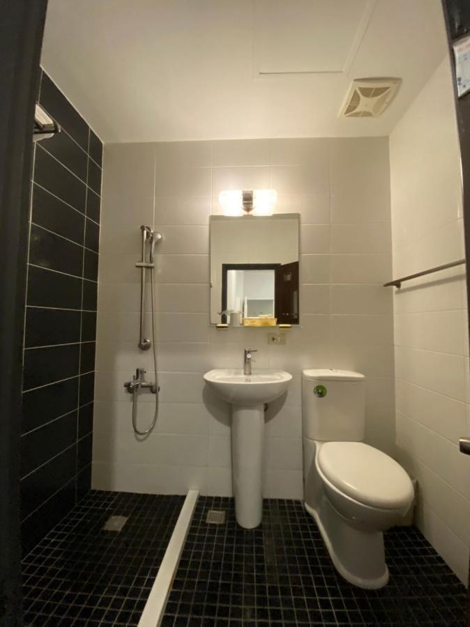 Queens Hotel تايبيه المظهر الخارجي الصورة