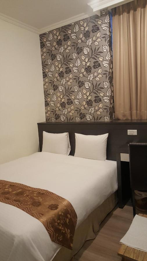 Queens Hotel تايبيه المظهر الخارجي الصورة